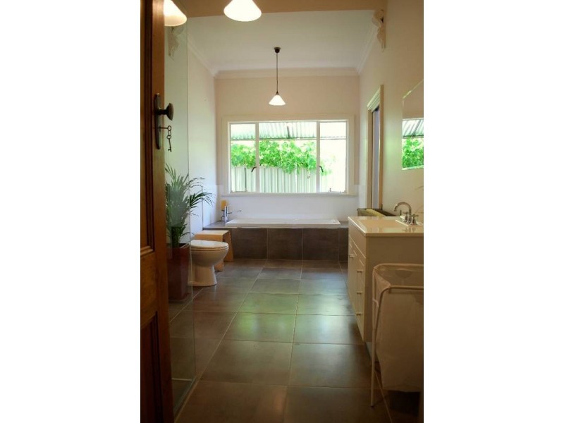 67 Russell Street, Quarry Hill VIC 3550