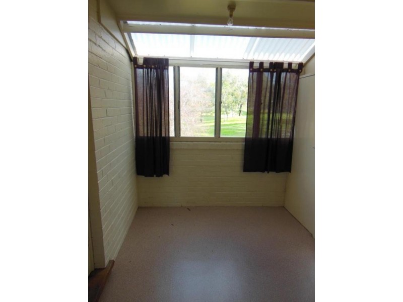 214 St Aidans Road, Kennington VIC 3550