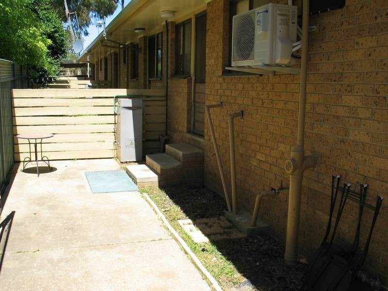 1, 2 & 3/23 Hope Street, Kangaroo Flat VIC 3555