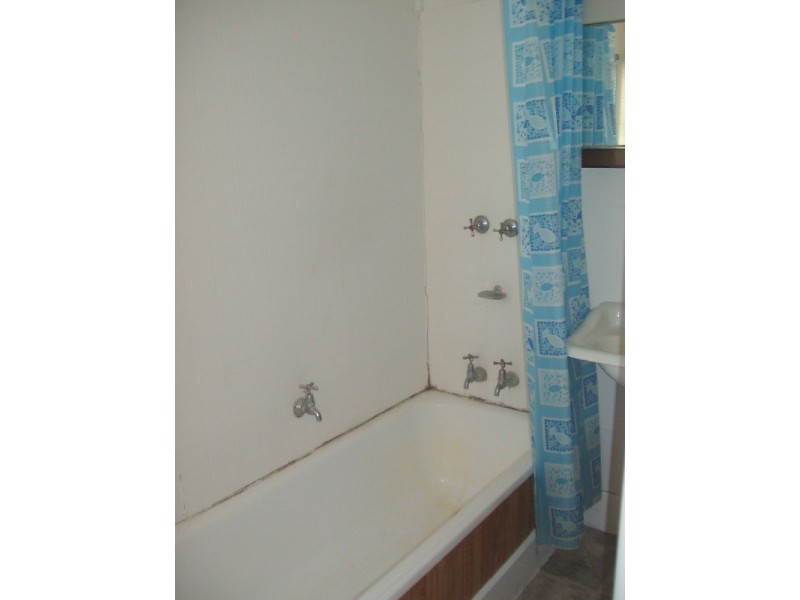 9 Lazarus Street, West Bendigo VIC 3550