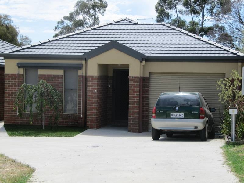 2/9A Panton Street, Eaglehawk VIC 3556