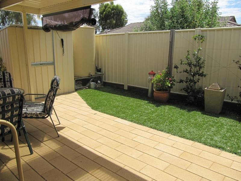 2/9A Panton Street, Eaglehawk VIC 3556