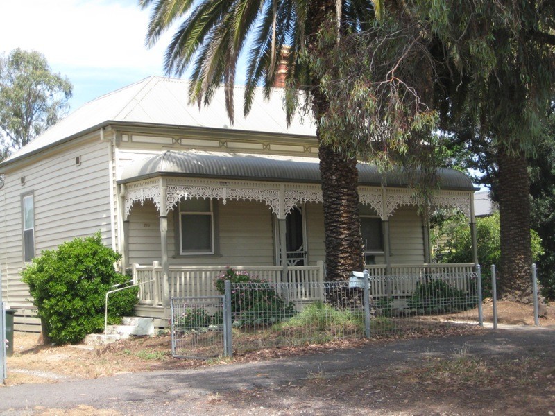 100 Brougham Street, Bendigo VIC 3550