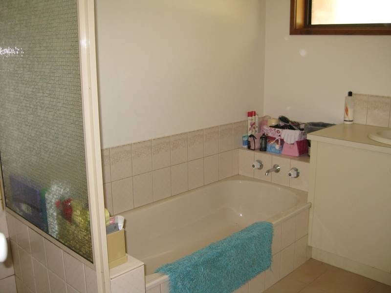 1/50 Ophir Street, Golden Square VIC 3555