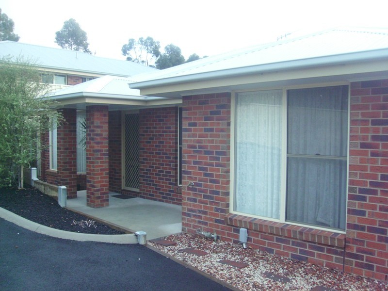 2/102B Chum Street, Golden Square VIC 3555
