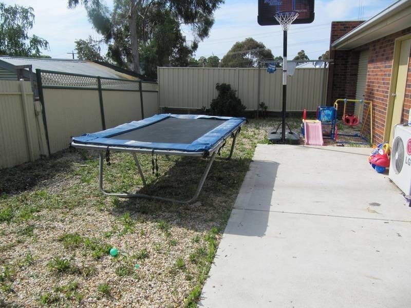 2/102B Chum Street, Golden Square VIC 3555