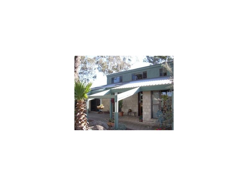 14 Mistletoe Street, Golden Square VIC 3555