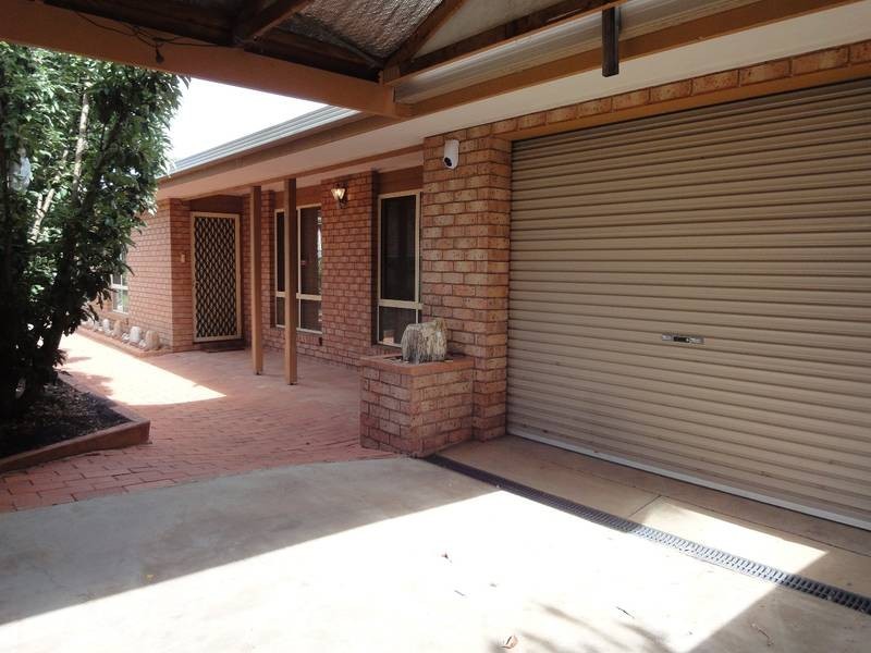 2/6 Davey Close, Flora Hill VIC 3550