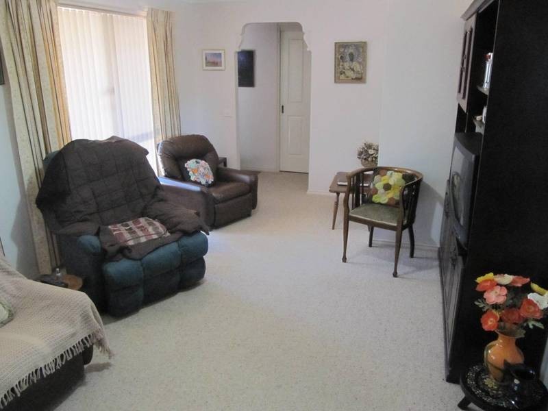 2/6 Davey Close, Flora Hill VIC 3550