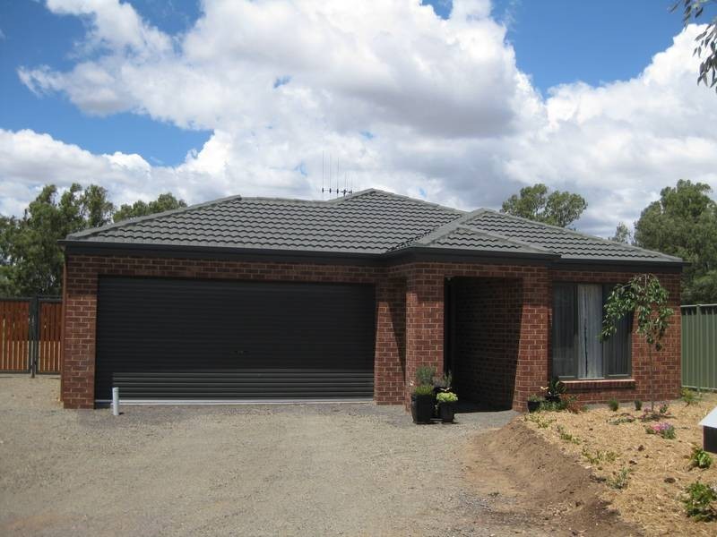 21 Clydebank Crescent, Strathfieldsaye VIC 3551