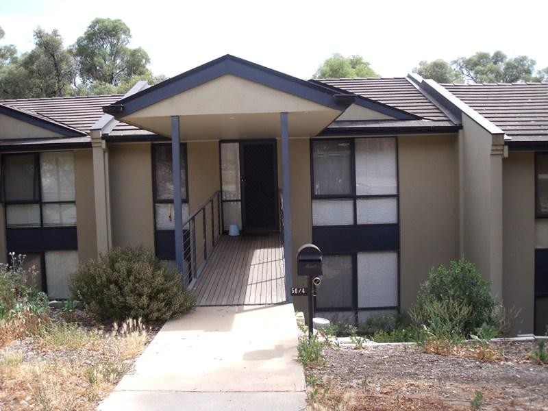 4/50 Houlahan Street, Flora Hill VIC 3550