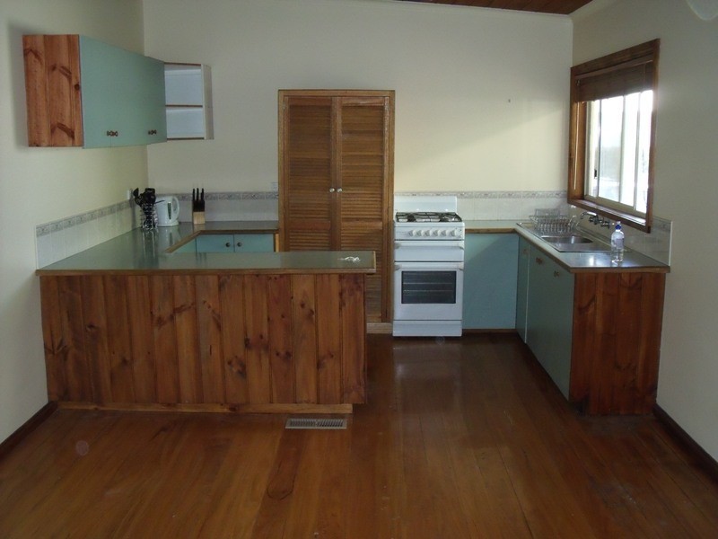 39 Maple Street, Golden Square VIC 3555