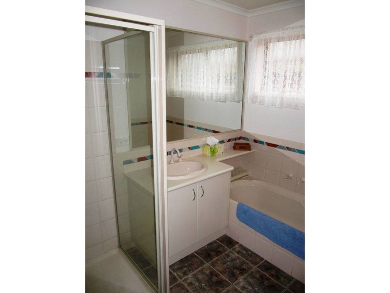 14 Bassett Drive, Strathfieldsaye VIC 3551