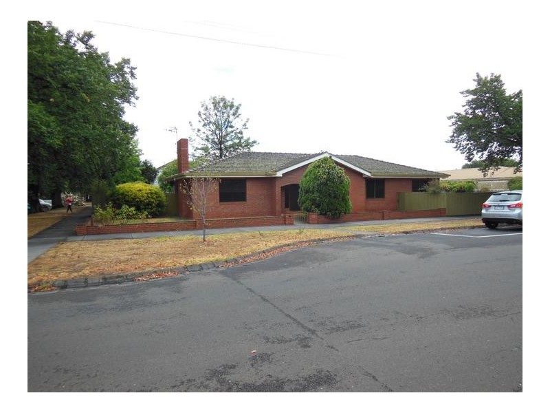 104 Hargreaves Street, Bendigo VIC 3550