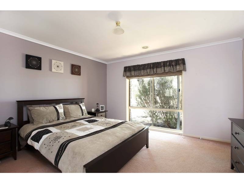 30 Homebush Drive, Junortoun VIC 3551