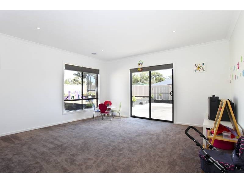 4 Hanover Place, Strathfieldsaye VIC 3551