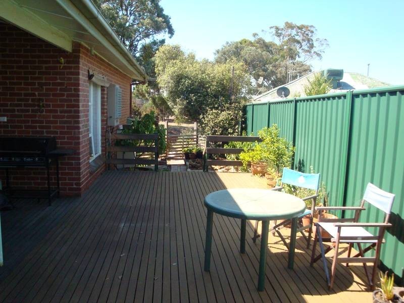 18 Hollow Street, Golden Square VIC 3555