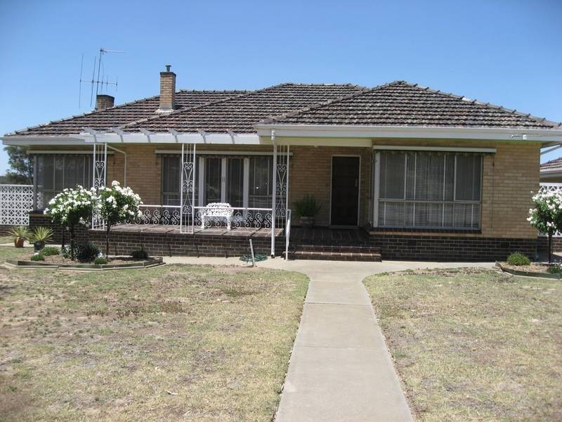 100 Rohs Road, East Bendigo VIC 3550