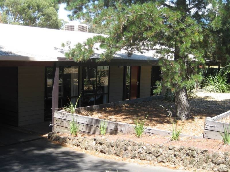 75 Lawson Street, Spring Gully VIC 3550