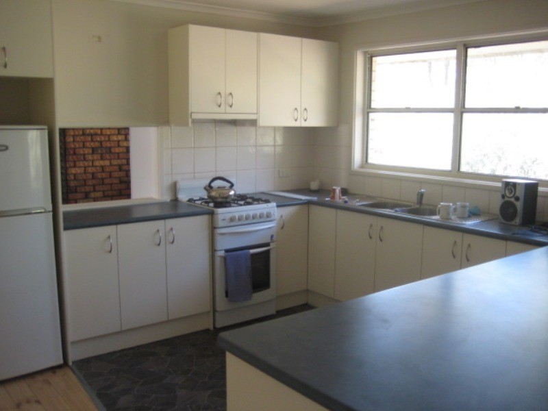 45 Race Street, Flora Hill VIC 3550