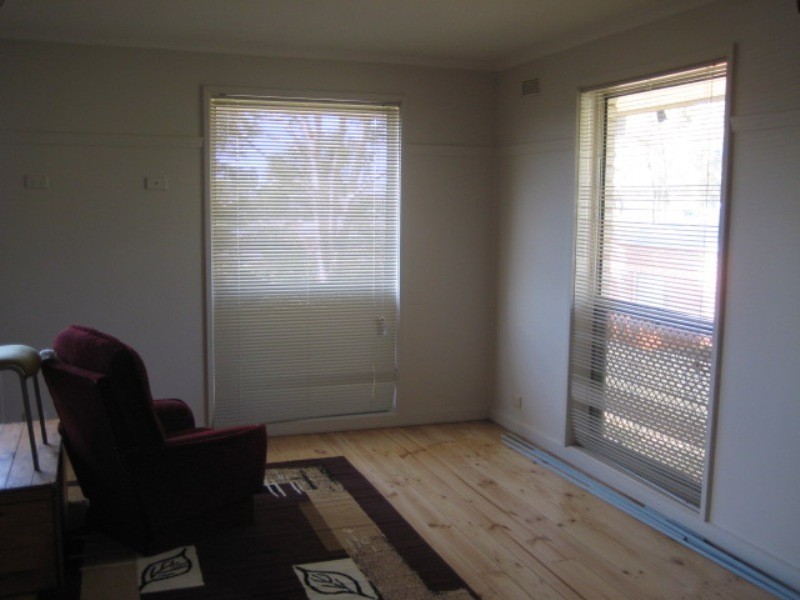 45 Race Street, Flora Hill VIC 3550