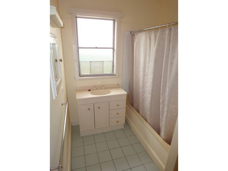 12 Curtin Street, Flora Hill VIC 3550