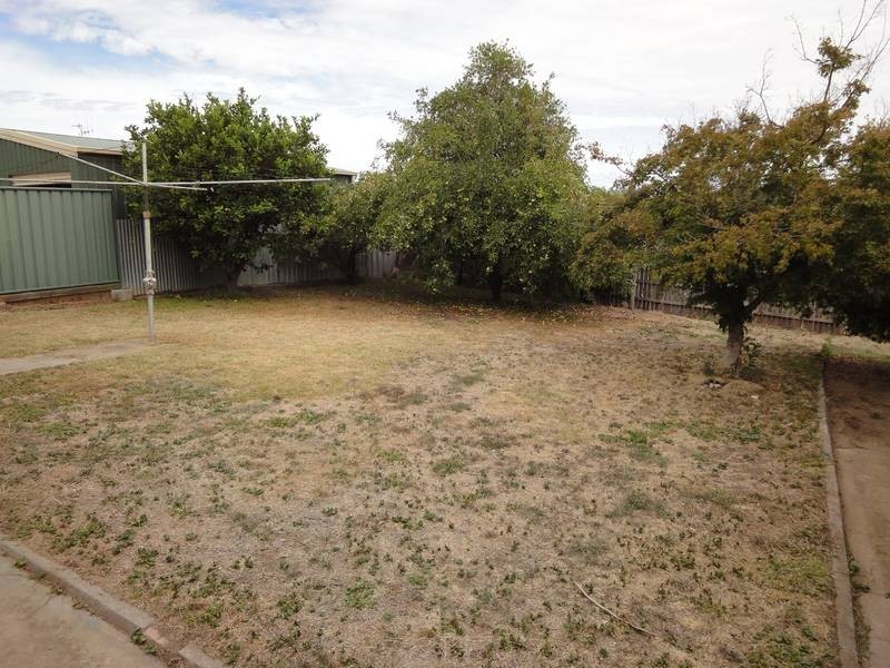 12 Curtin Street, Flora Hill VIC 3550