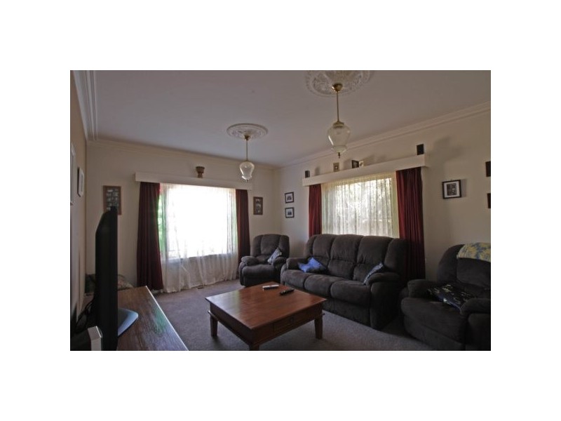 6 Cardogen Place, Kennington VIC 3550