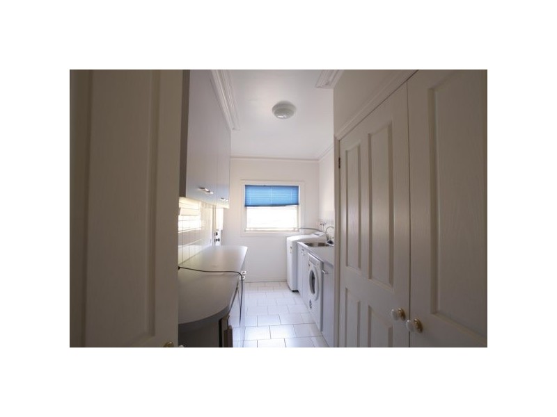 6 Cardogen Place, Kennington VIC 3550