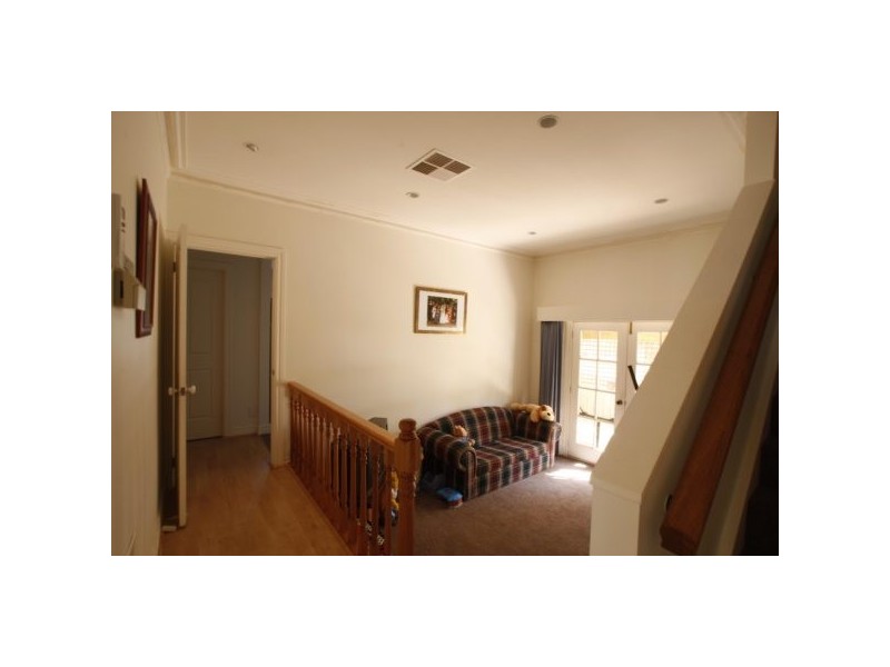 6 Cardogen Place, Kennington VIC 3550