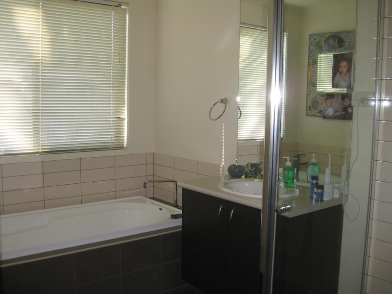 2 Amber Court, Bendigo VIC 3550