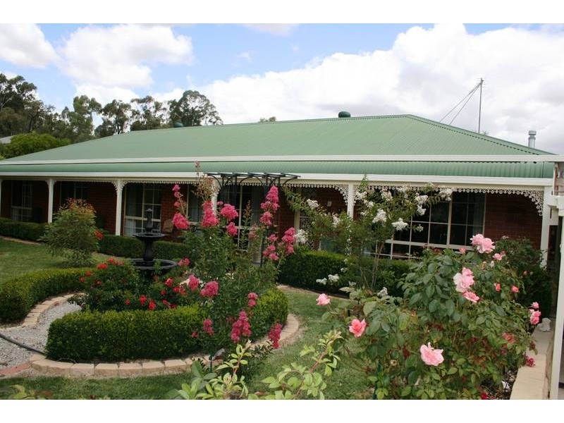 5 Diamond Court, Kangaroo Flat VIC 3555