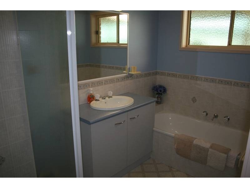 5 Diamond Court, Kangaroo Flat VIC 3555