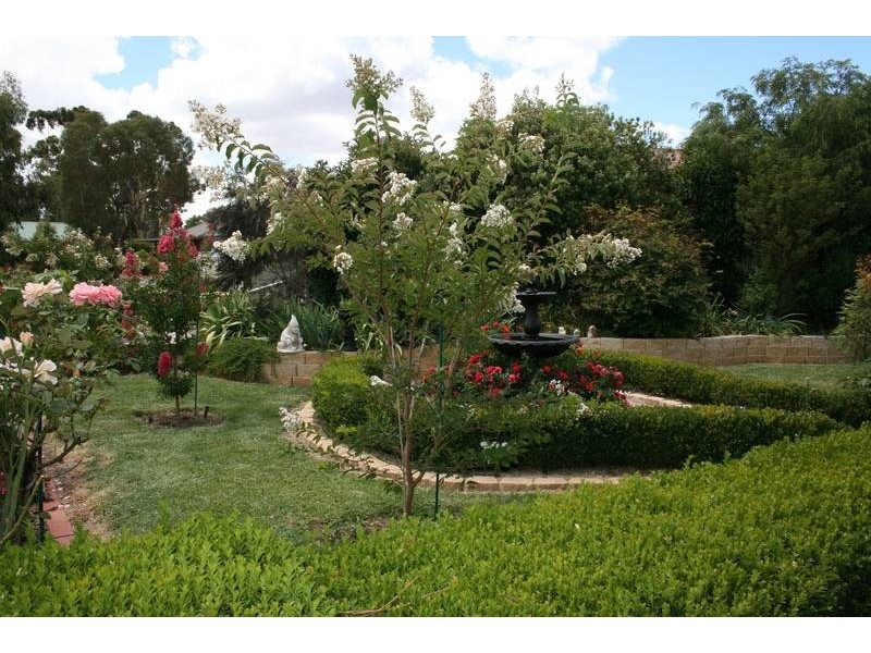 5 Diamond Court, Kangaroo Flat VIC 3555