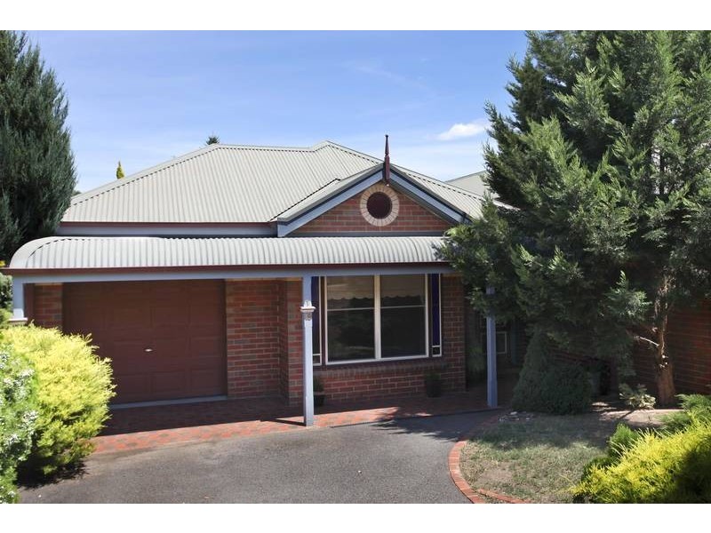 1/19 Landale Drive, Strathdale VIC 3550