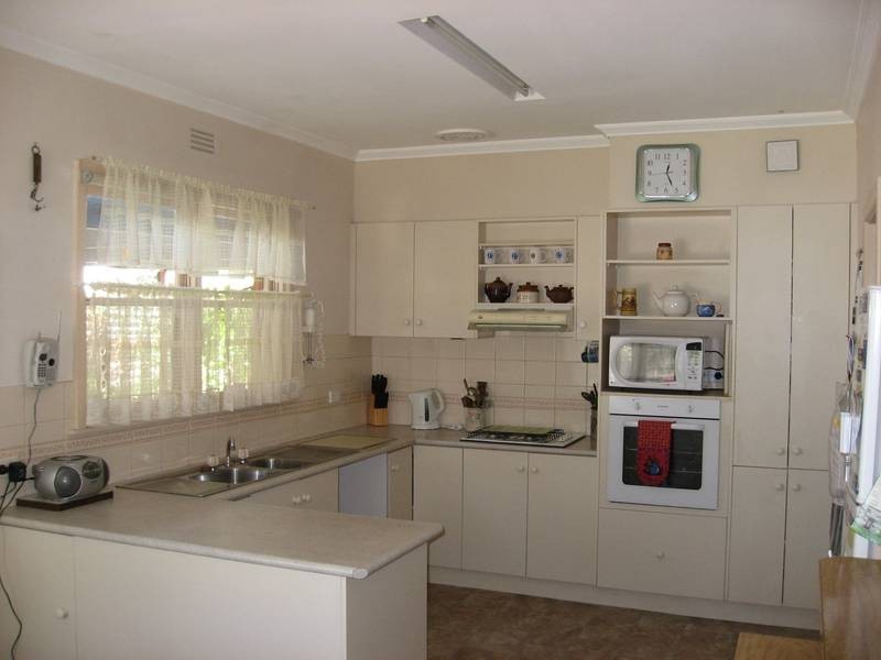 231 St Aidans Road, Kennington VIC 3550