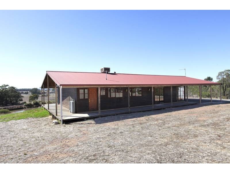 50 Candlebark Court, Longlea VIC 3551