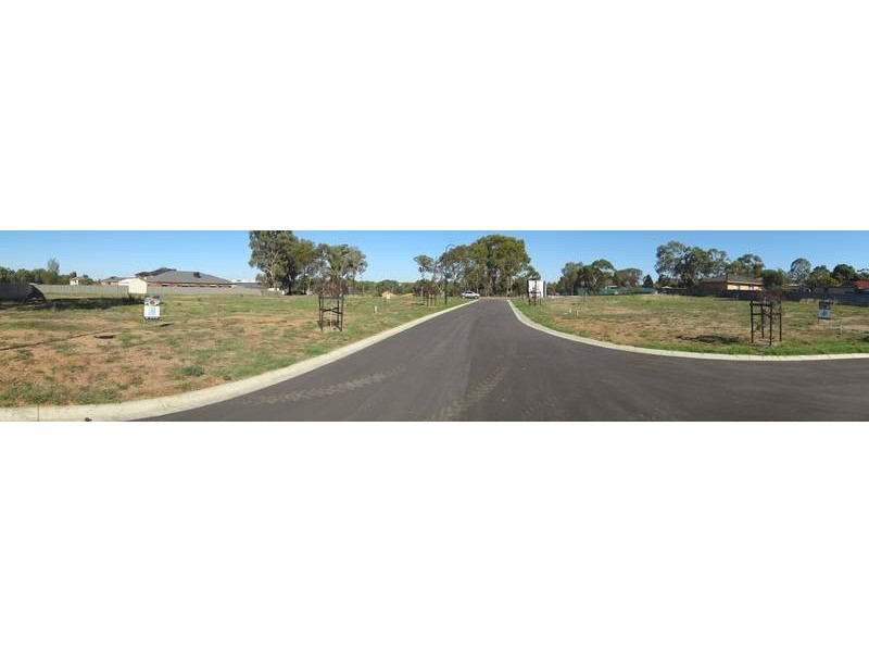 Peppercorns Estate, White Hills VIC 3550