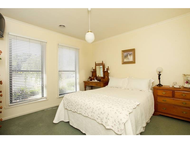 6 Candlewood Drive, Strathfieldsaye VIC 3551