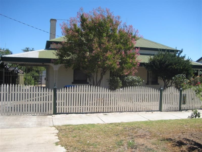 42 Panton Street, Golden Square VIC 3555