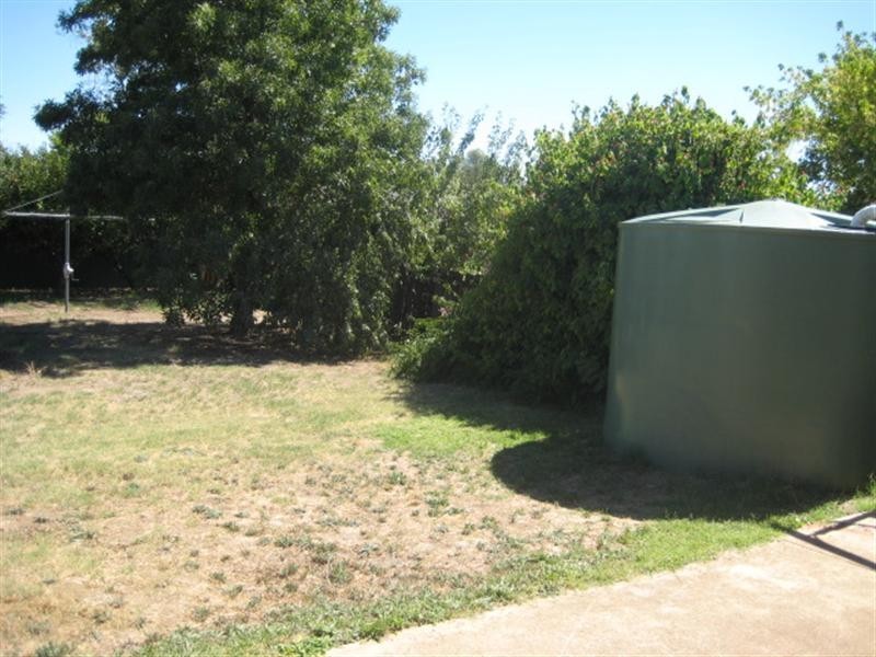 42 Panton Street, Golden Square VIC 3555
