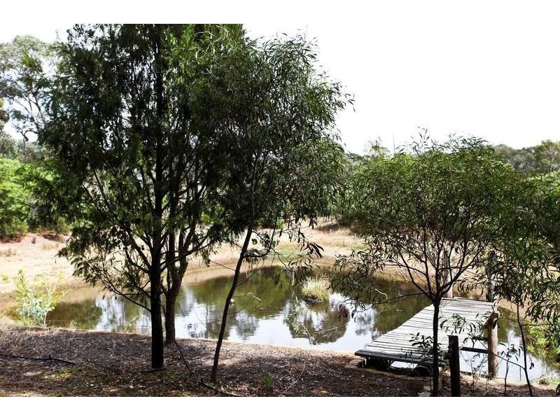 194 Kerrs Road, Mandurang South VIC 3551