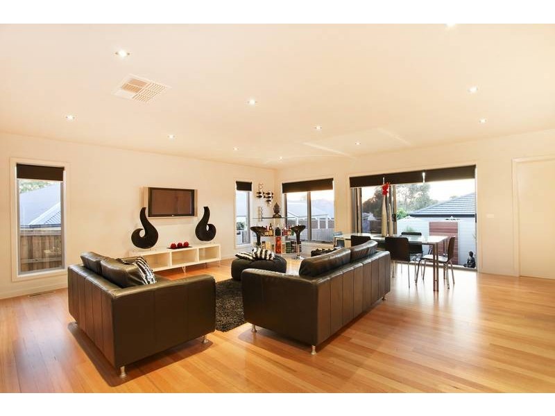 4 Lillie Lane, Strathdale VIC 3550