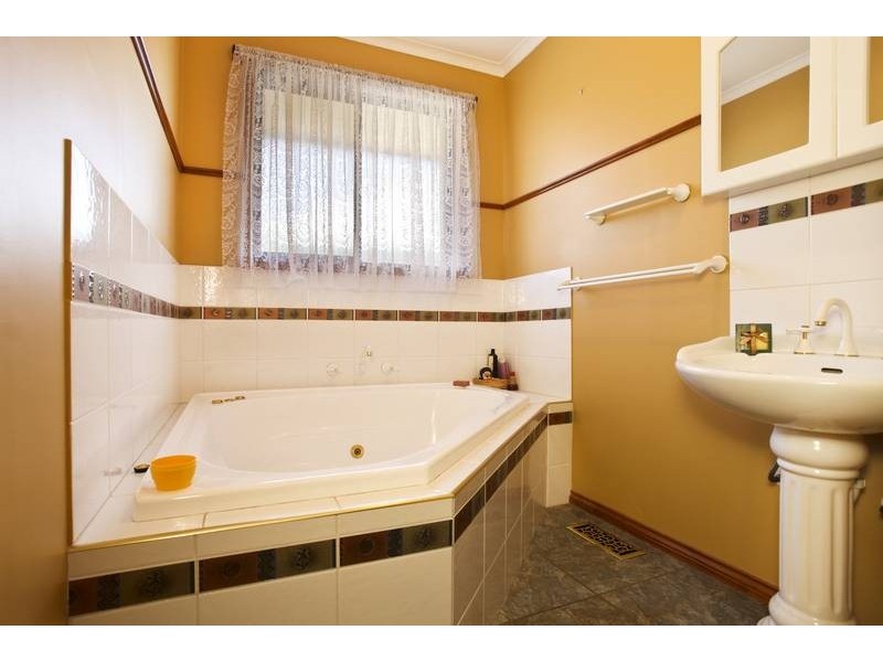 181 Reservoir Road, Strathdale VIC 3550