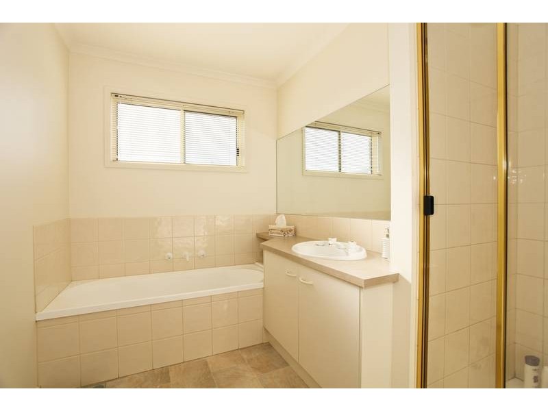 1 Bissell Drive, Golden Square VIC 3555