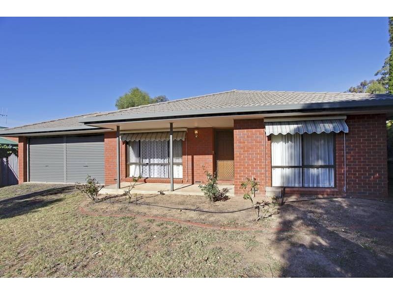 5 Edwina Court, Spring Gully VIC 3550