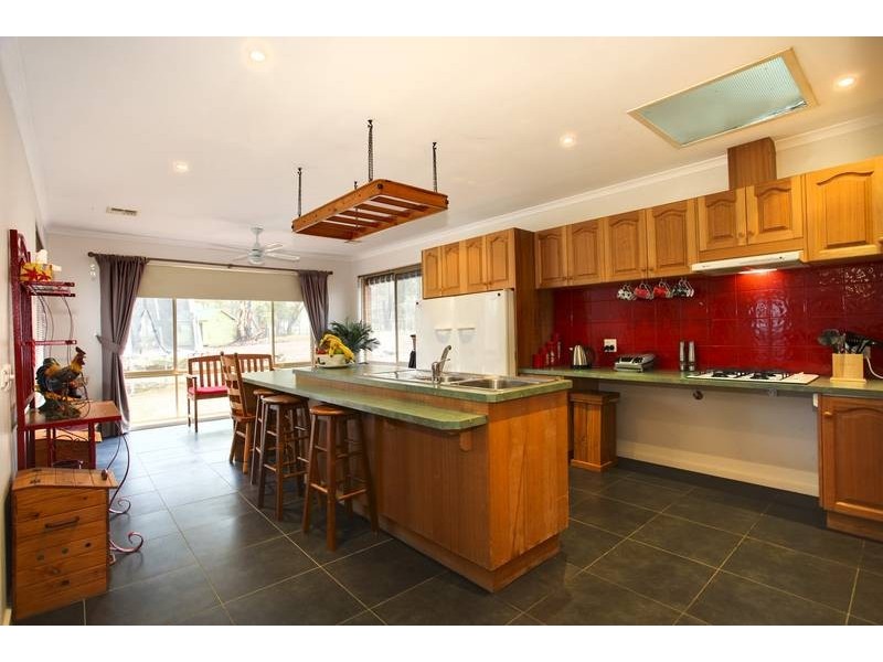 40 Homebush Drive, Junortoun VIC 3551