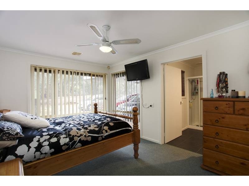 40 Homebush Drive, Junortoun VIC 3551