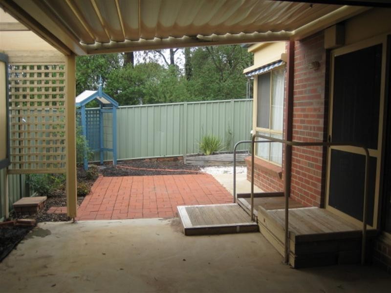 7 Boyd Street, Quarry Hill VIC 3550