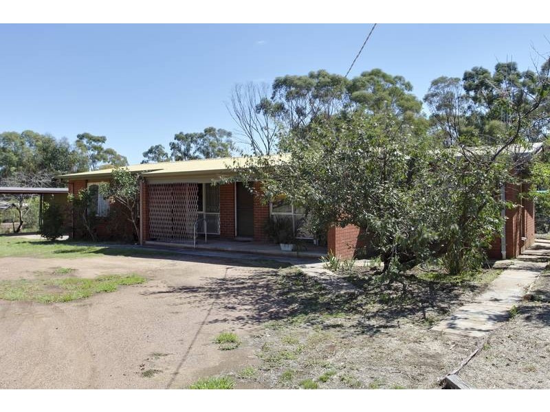 78 Edwards Road, Maiden Gully VIC 3551